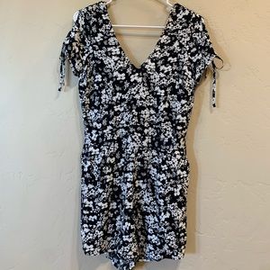 Express B+W Floral Romper